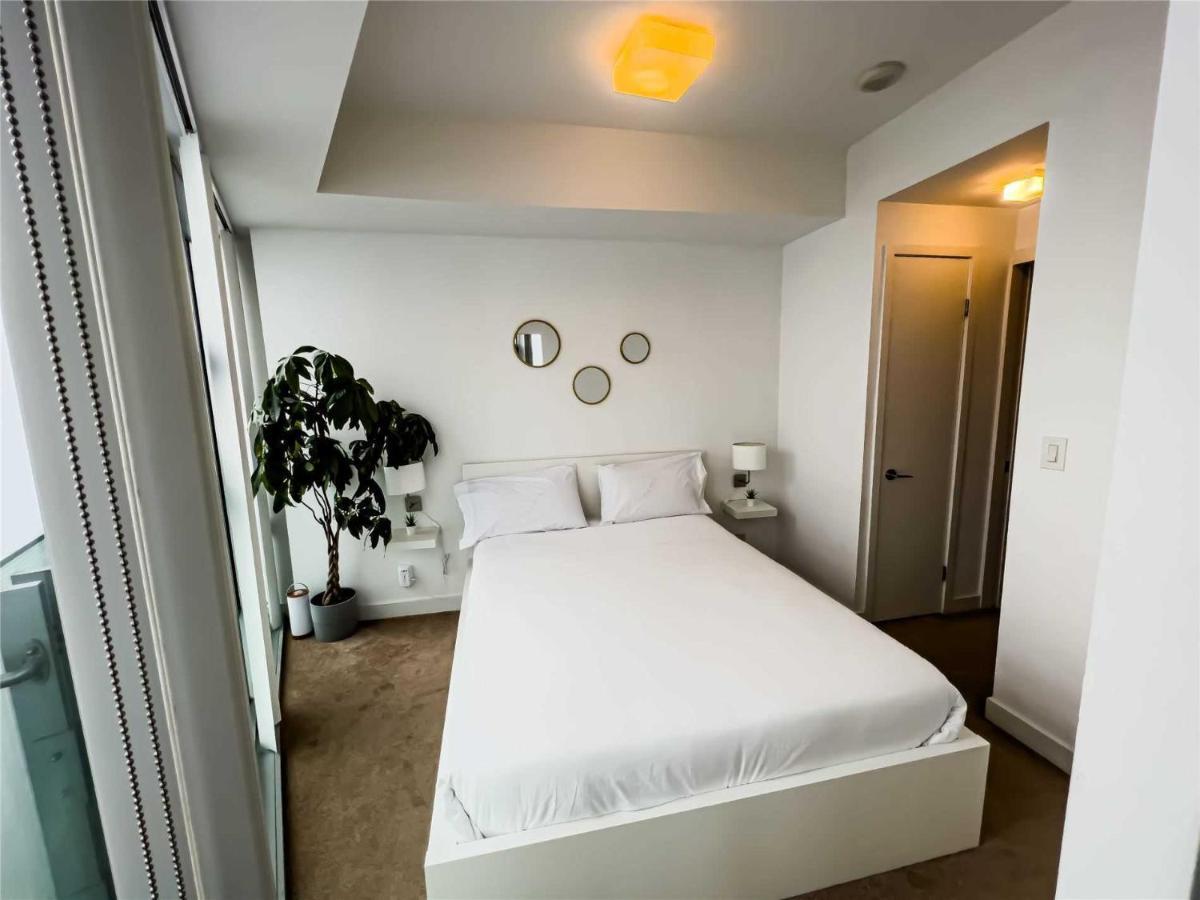 Luxury Condo In The Heart Of Toronto - Next To Scotiabank Arena Ngoại thất bức ảnh