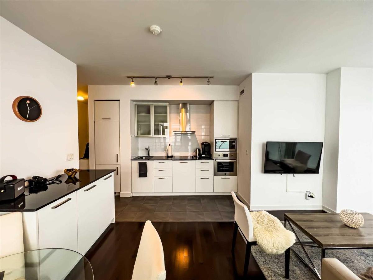 Luxury Condo In The Heart Of Toronto - Next To Scotiabank Arena Ngoại thất bức ảnh